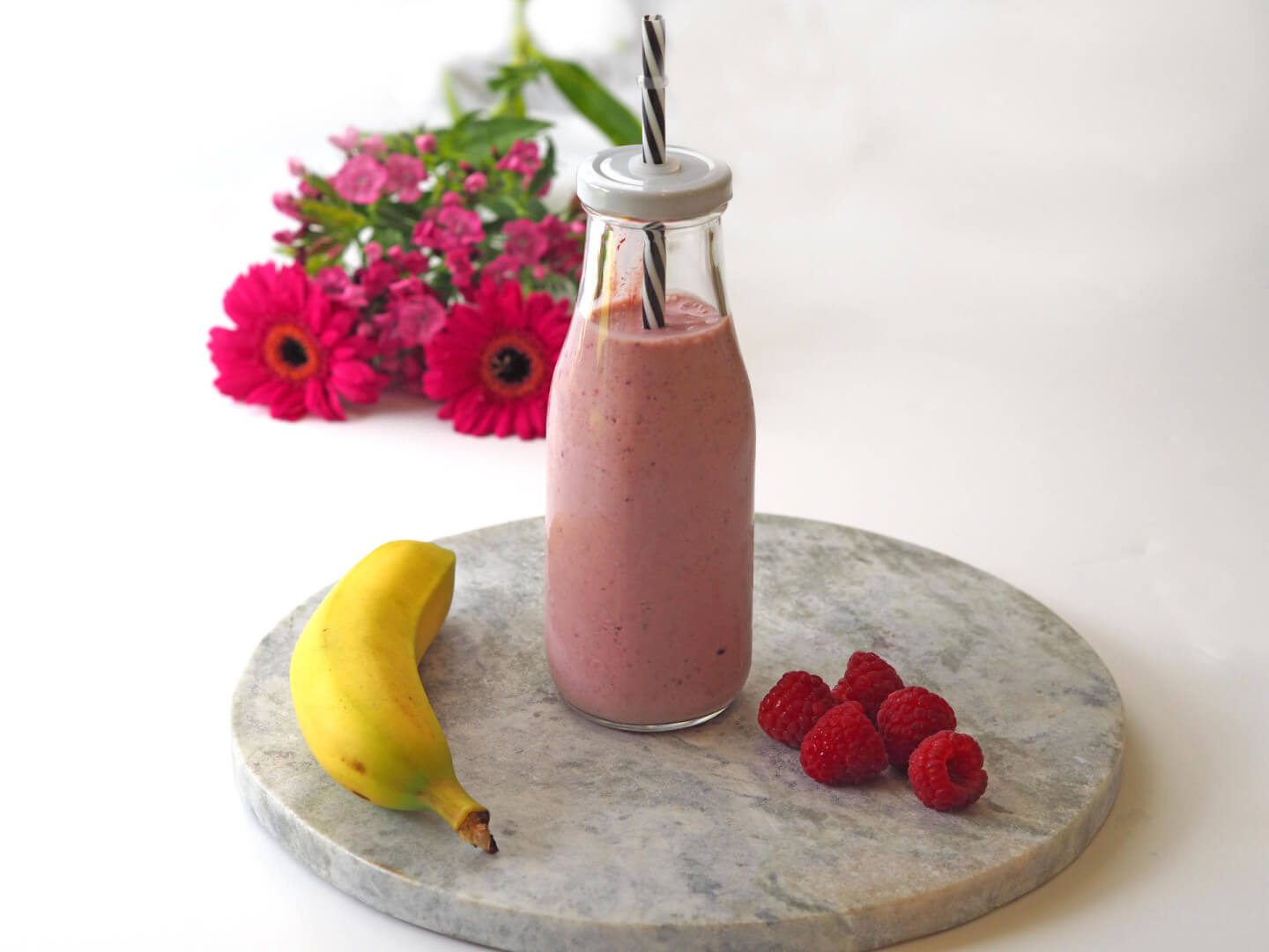 Arla Choose Goodness: Berry Smoothie