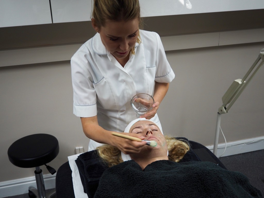 iS Clinical Fire & Ice facial