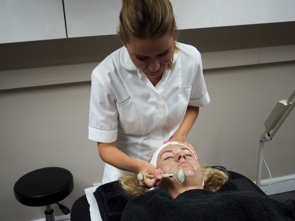 iS Clinical Fire & Ice facial