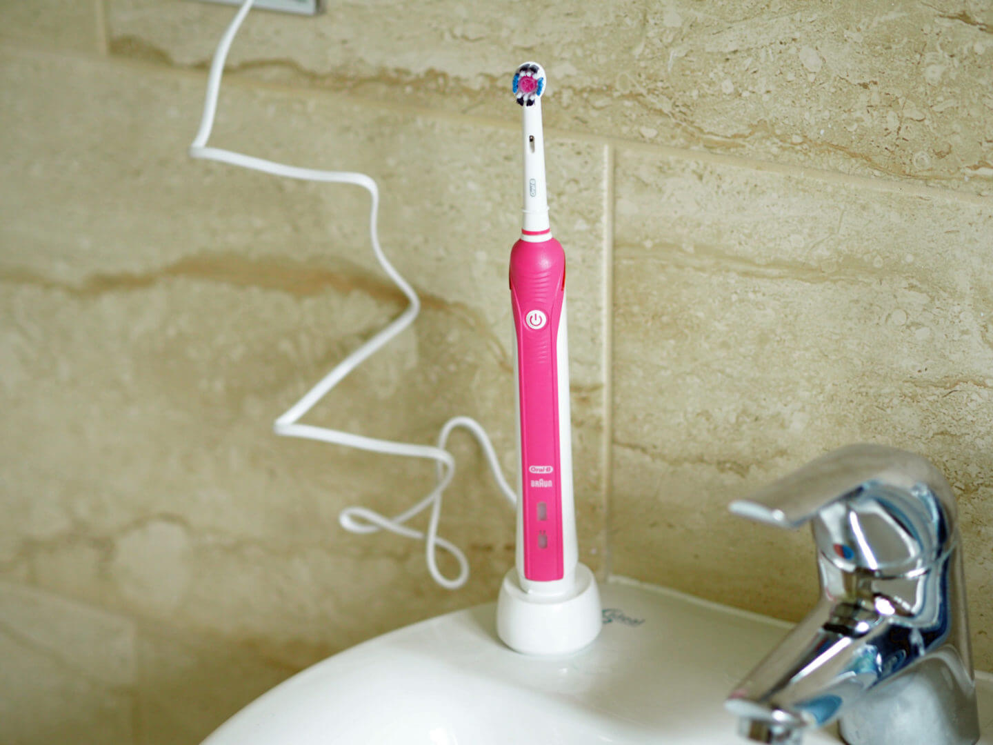 Oral-B Pro 2500 Toothbrush