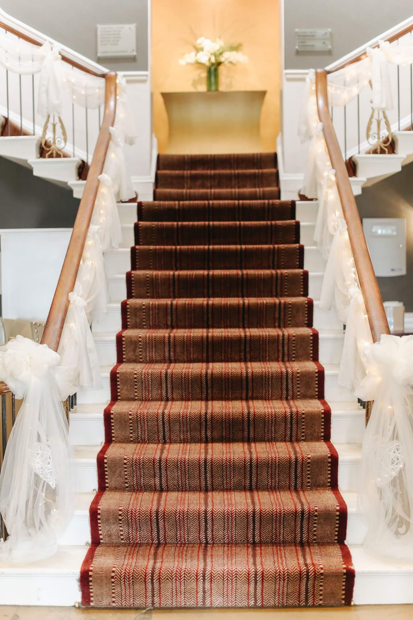 Styling our Wedding drinks reception with staircase decorations